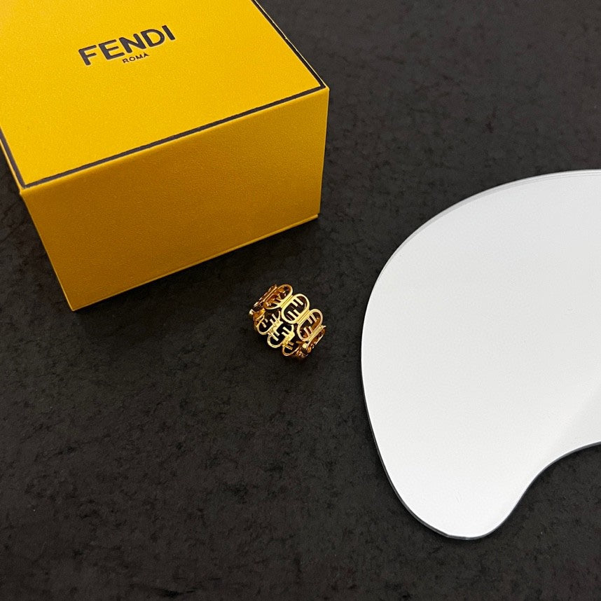 Fendi OLock Ring - 18K Yellow Gold