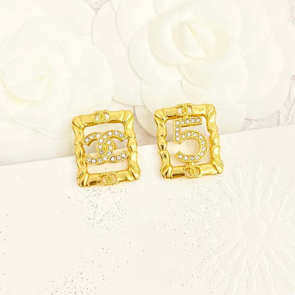 Chanel No.5 Square Diamond Earrings - 18K Yellow Gold