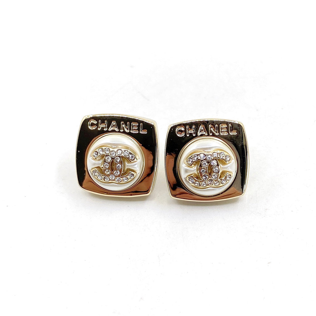 Chanel Diamond Square Earrings - 18K Yellow Gold