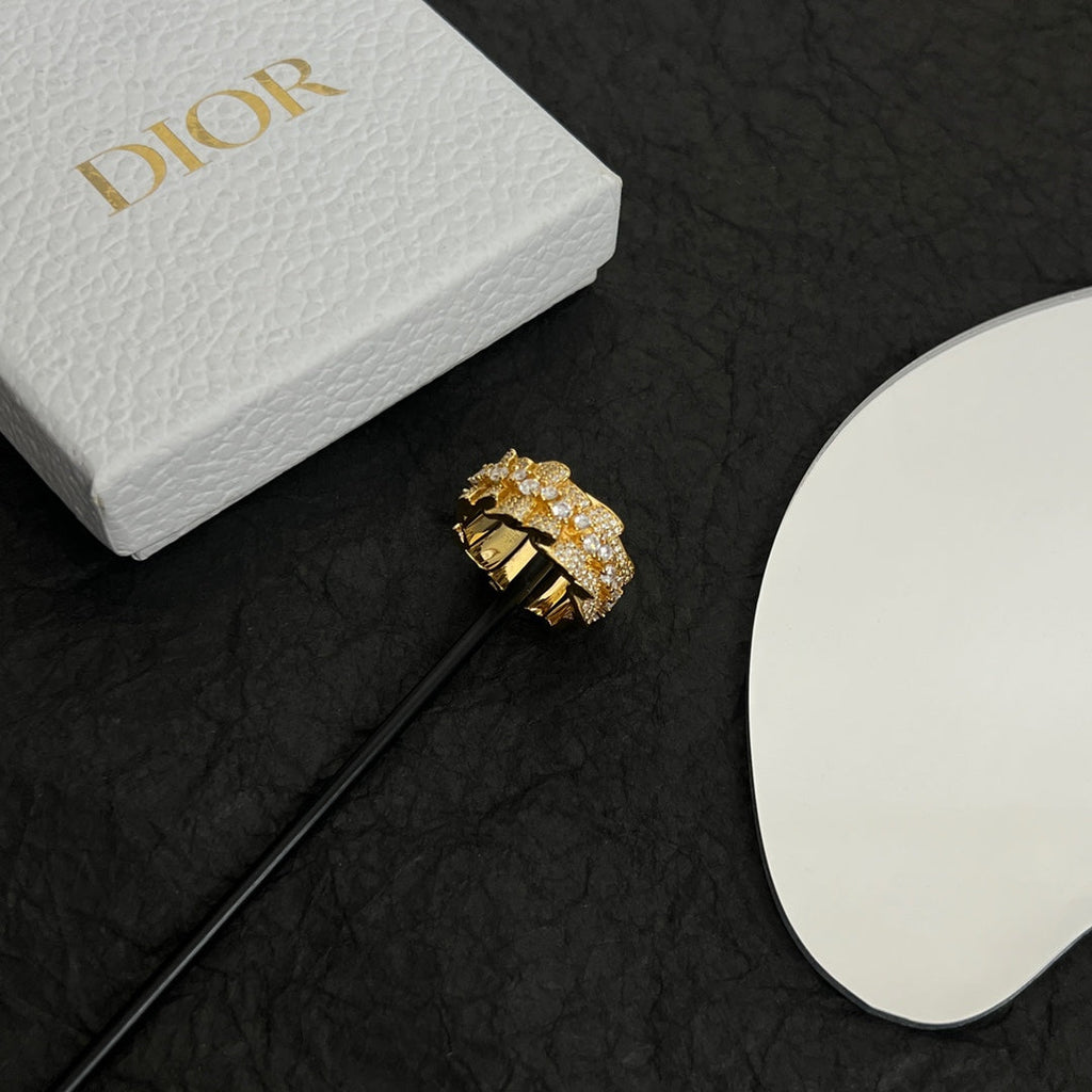Dior Couture Diamond Ring - 18K Gold
