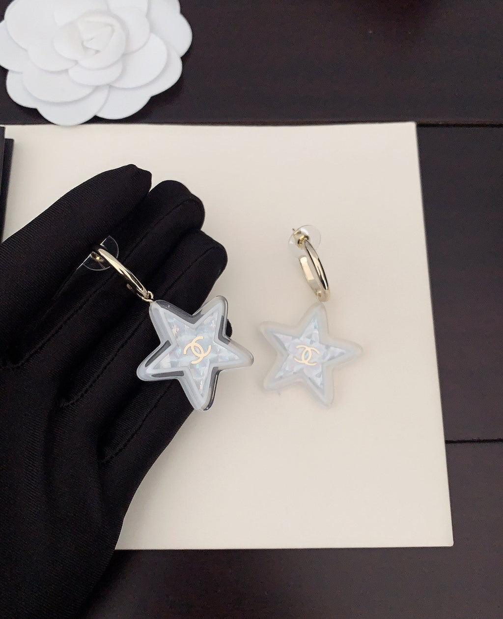 Chanel Star Earrings - 18K Yellow Gold