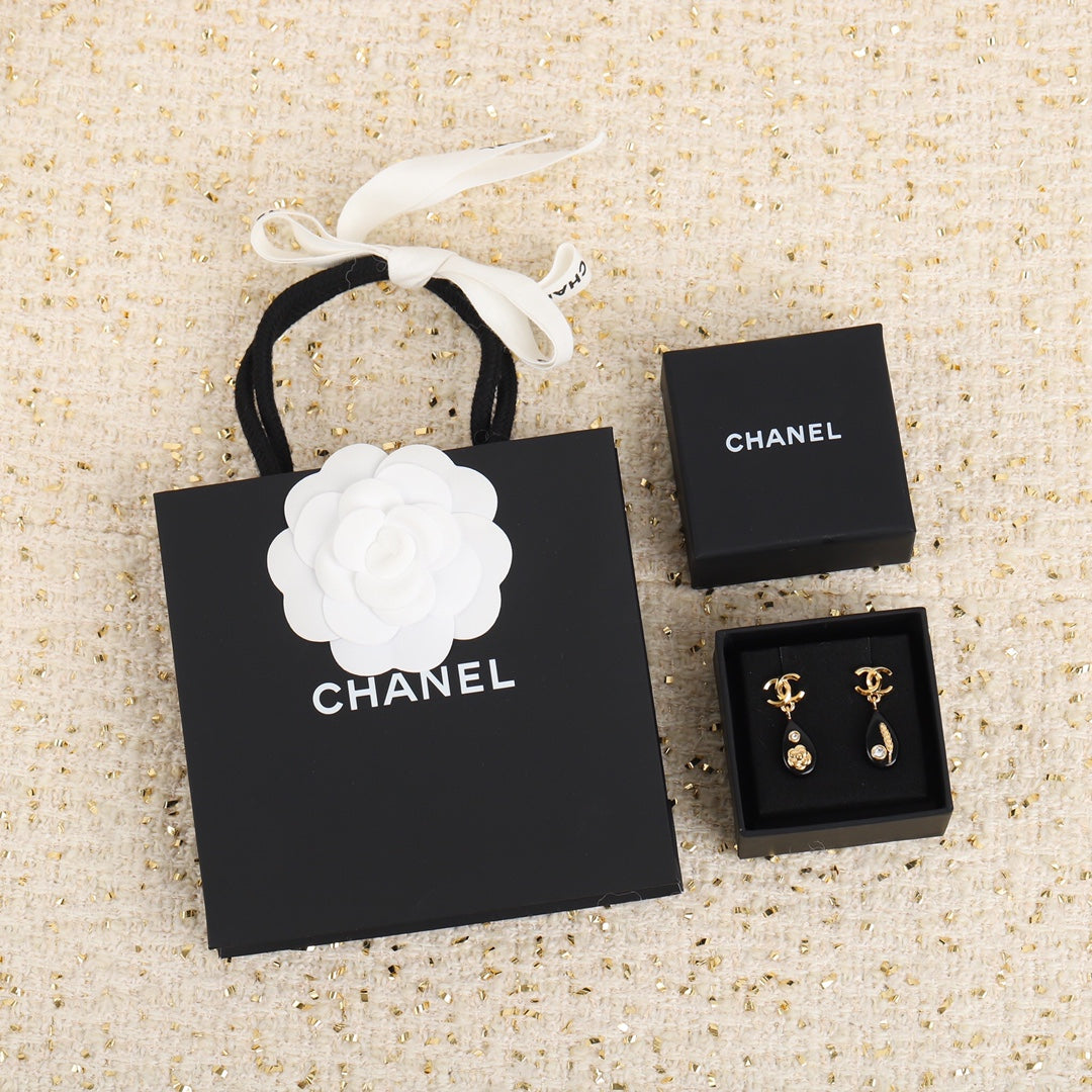 Chanel Camellia Pendant Earrings - 18K Yellow Gold