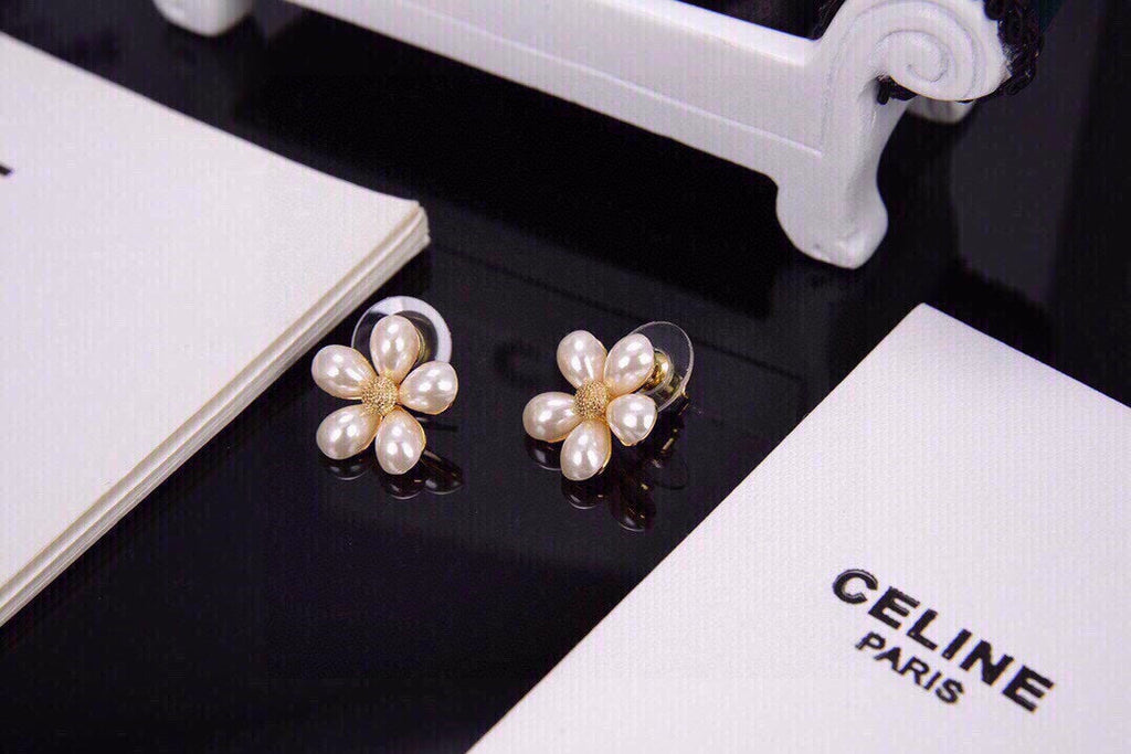 Celine Triomphe Flower Pearl Earrings - 18K Yellow Gold