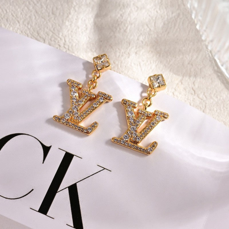 Louis Vuitton Lady Earrings - 18K Yellow Gold