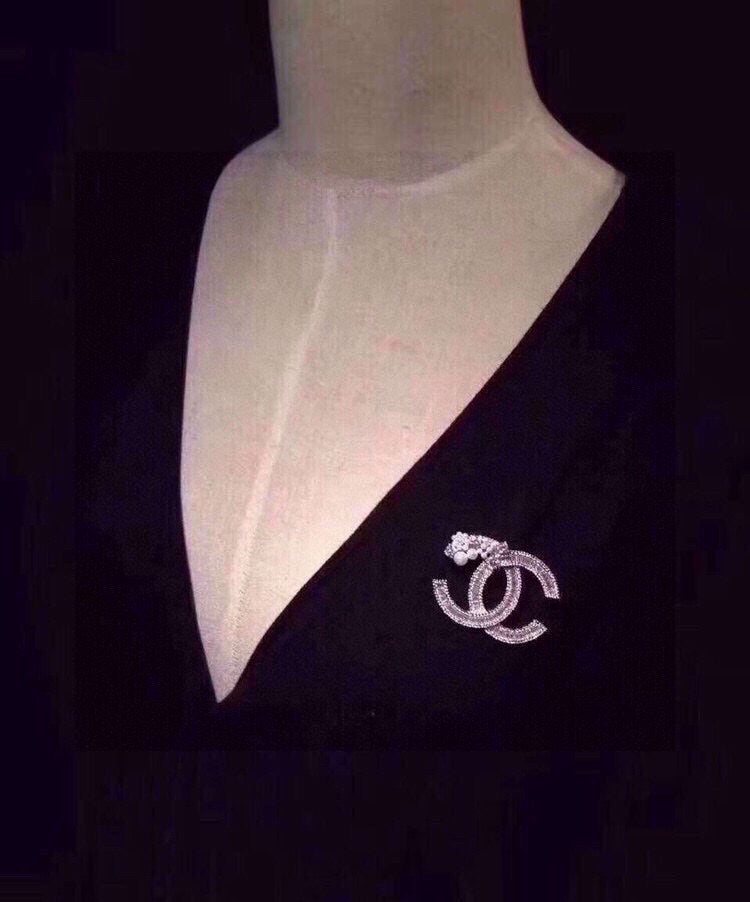Chanel Star Crystal Brooch