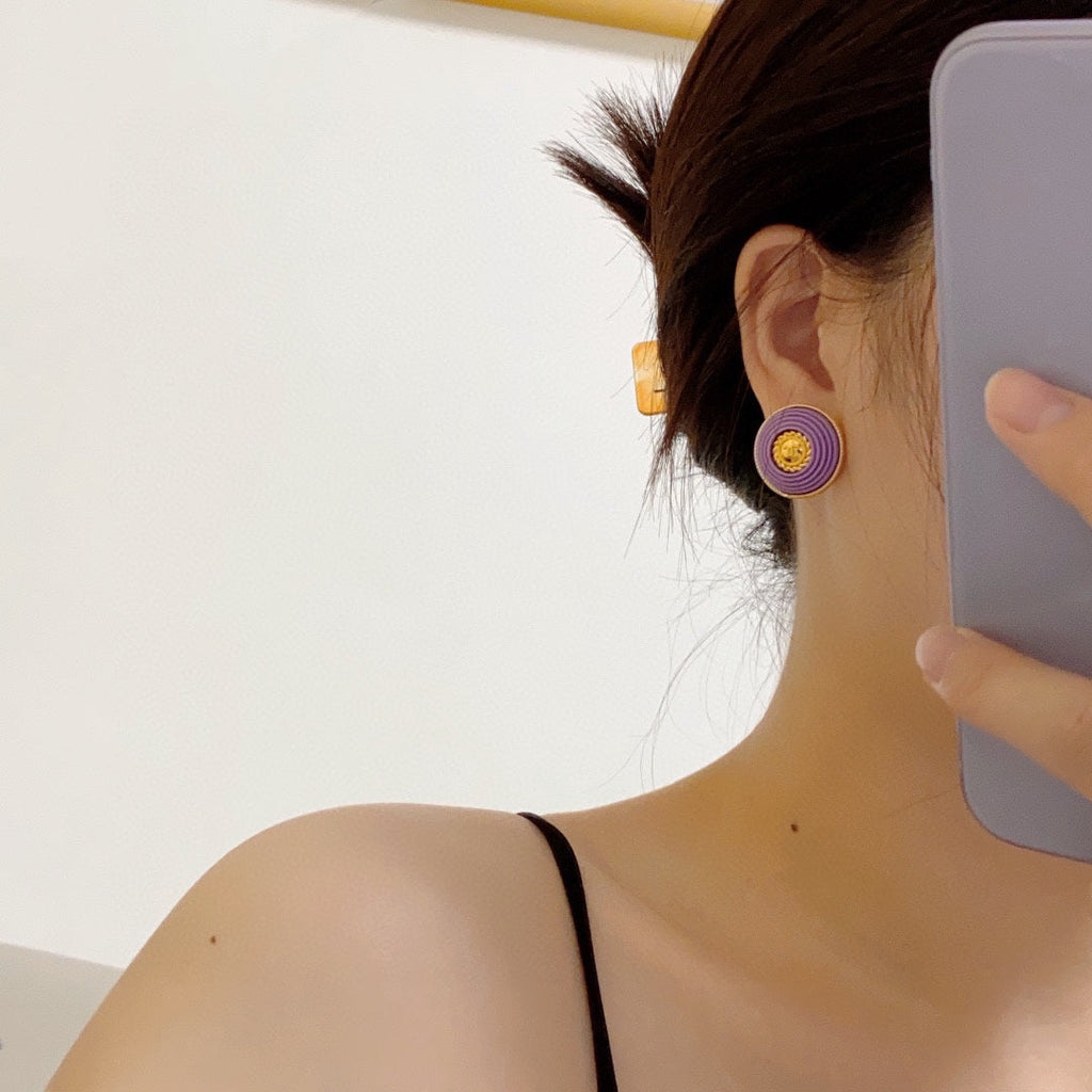 Chanel Purple Resin Earrings - 18K Yellow Gold
