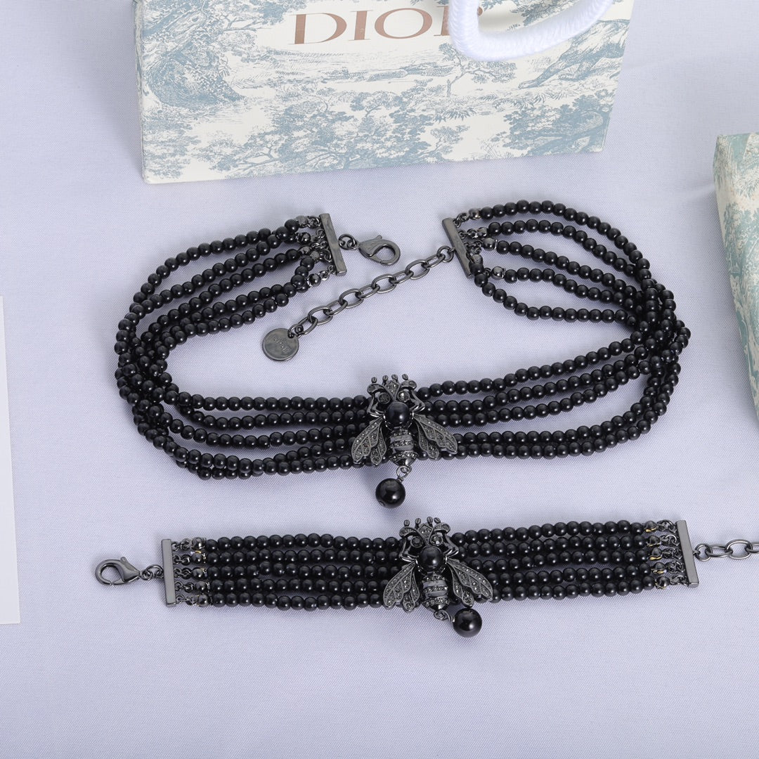 Dior Bee Black Pearls Chain Necklace