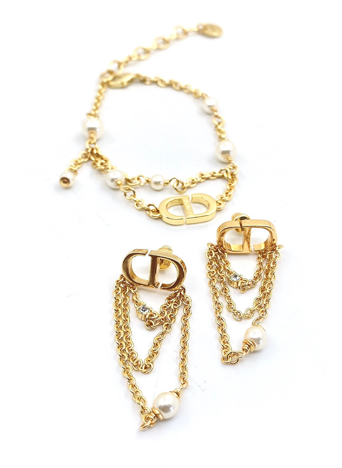 Dior Pearl Chain Earrings