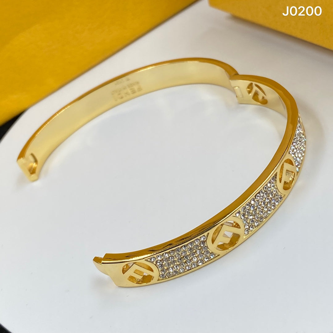 Fendi Is Bracelet - 18K Yellow Gold