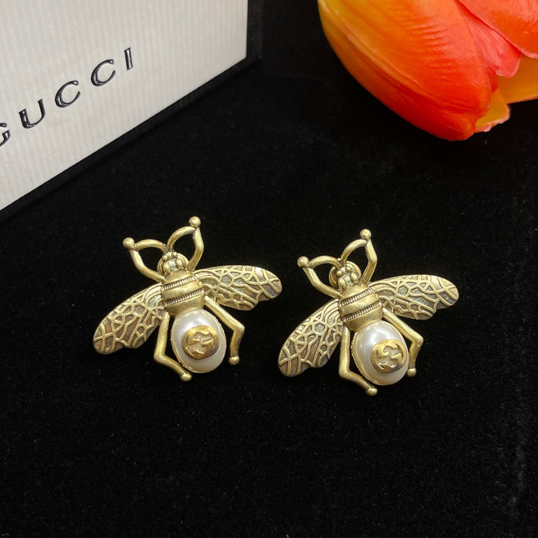 Gucci Double G Bee Pearl Earrings - 18K Yellow Gold