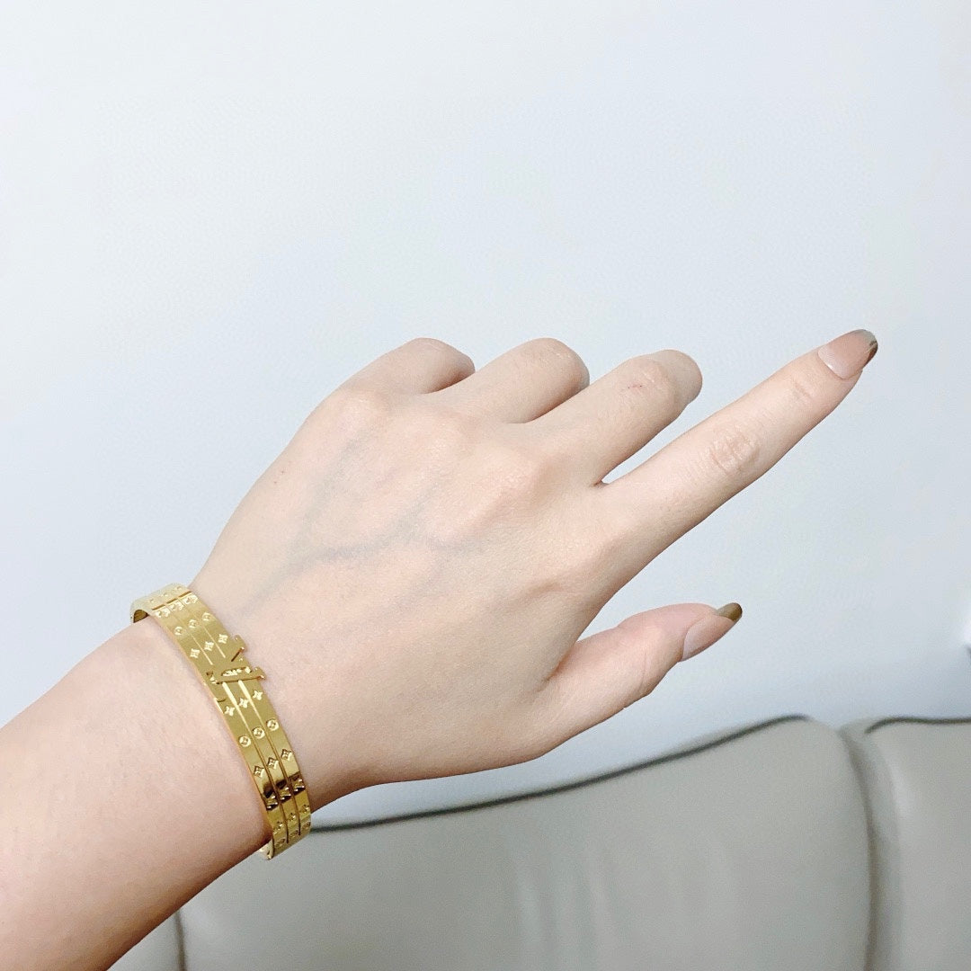 Louis Vuitton Vintage Monogram Bracelet