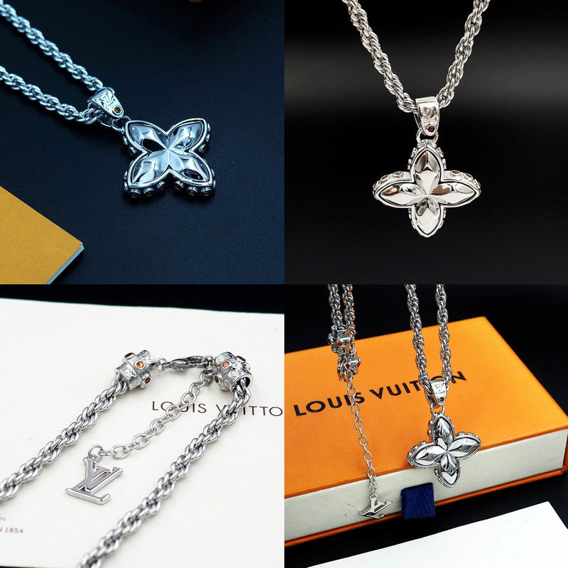 Louis Vuitton Flower Studs Necklace