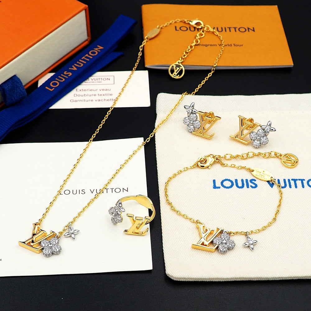 Louis Vuitton Gram Ring - 18K Yellow Gold