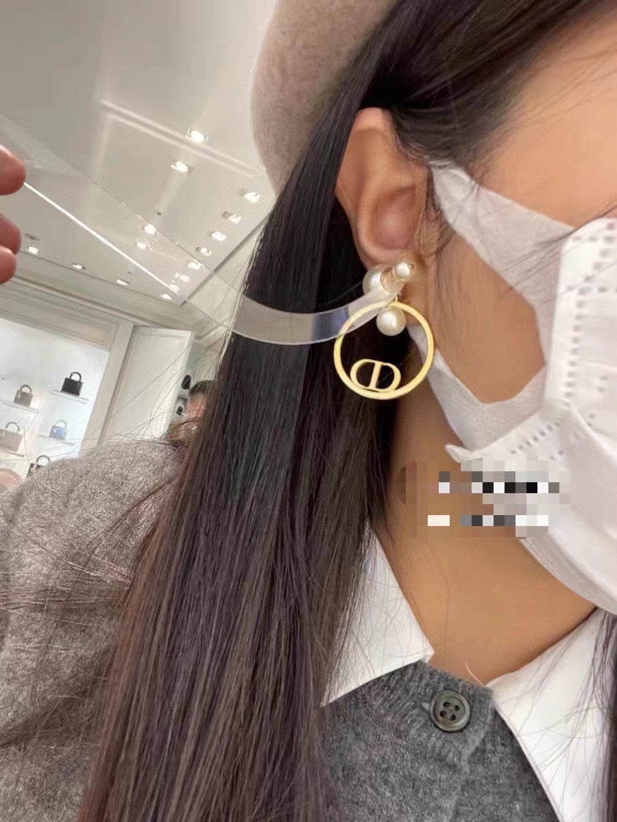 Dior Circle Pearl Earrings