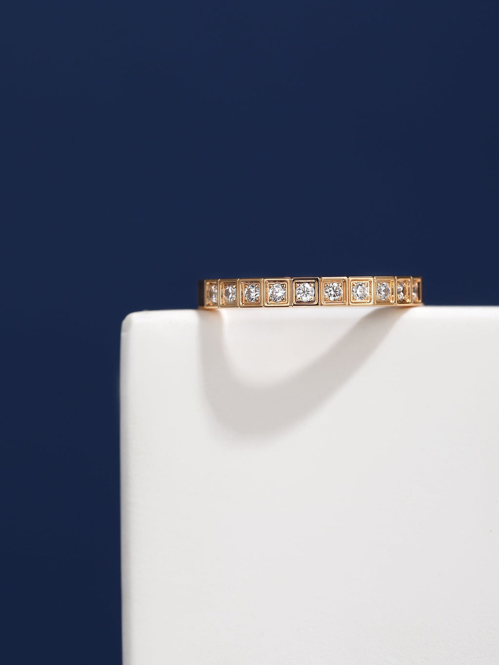 Ice Cube Moissanite Ring - 18K Rose Gold