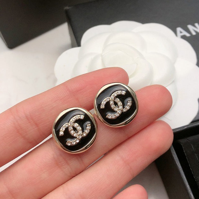 Chanel Black & White Diamond Earrings - 18K Yellow Gold