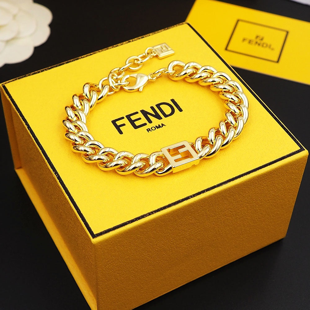 Fendi x Marc Jacobs Forever Bracelet - 18K Yellow Gold