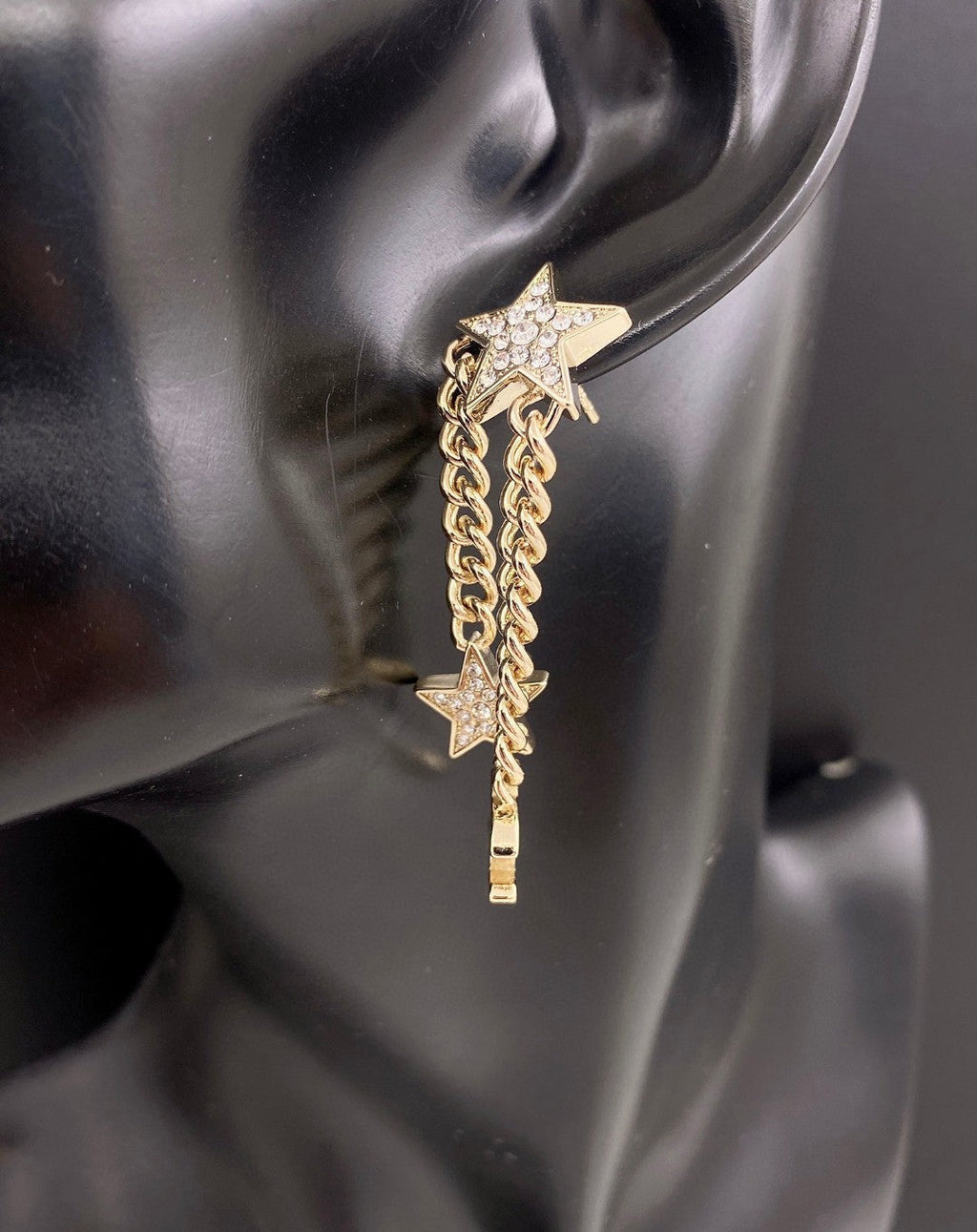 Chanel Star Diamonds Long Earrings - 18K Yellow Gold