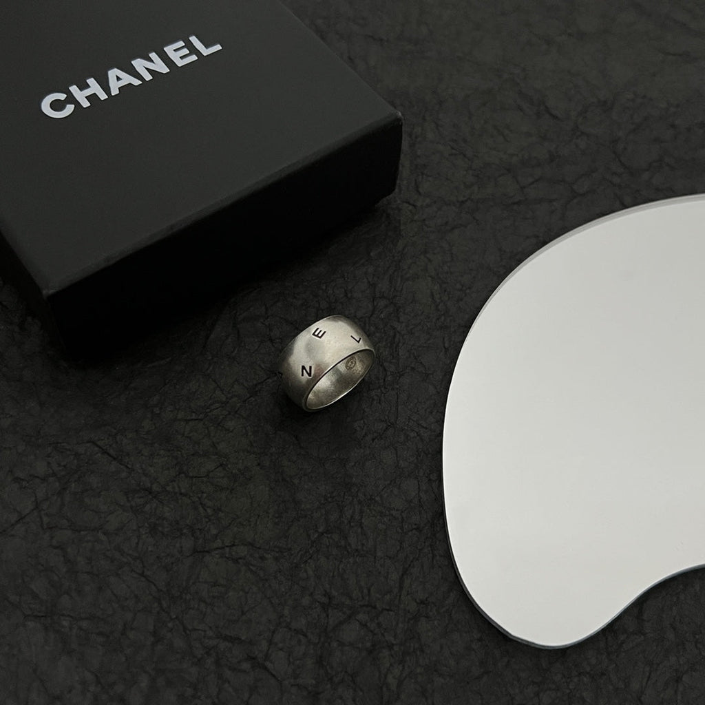 Chanel Vintage Ring - 18K White Gold