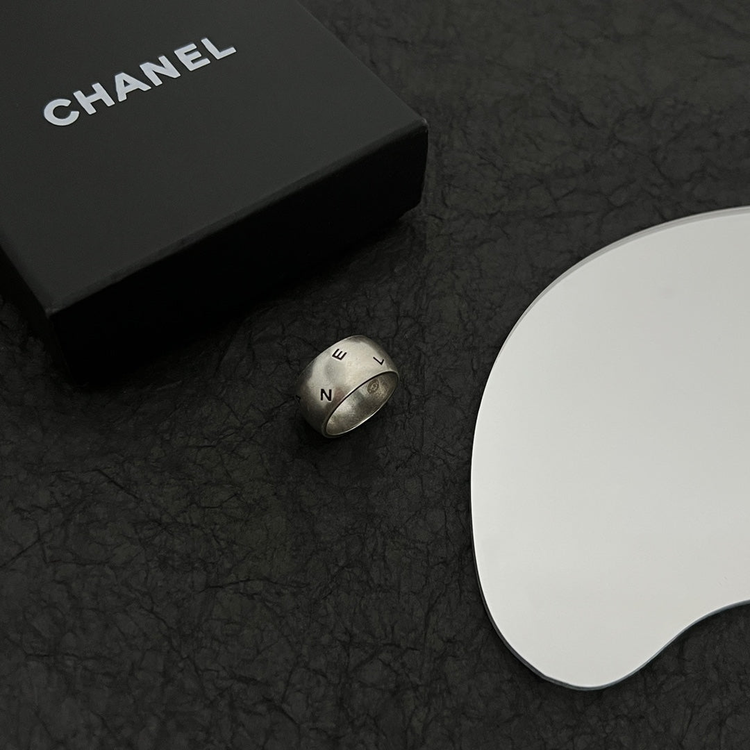 Chanel Vintage Ring - 18K White Gold