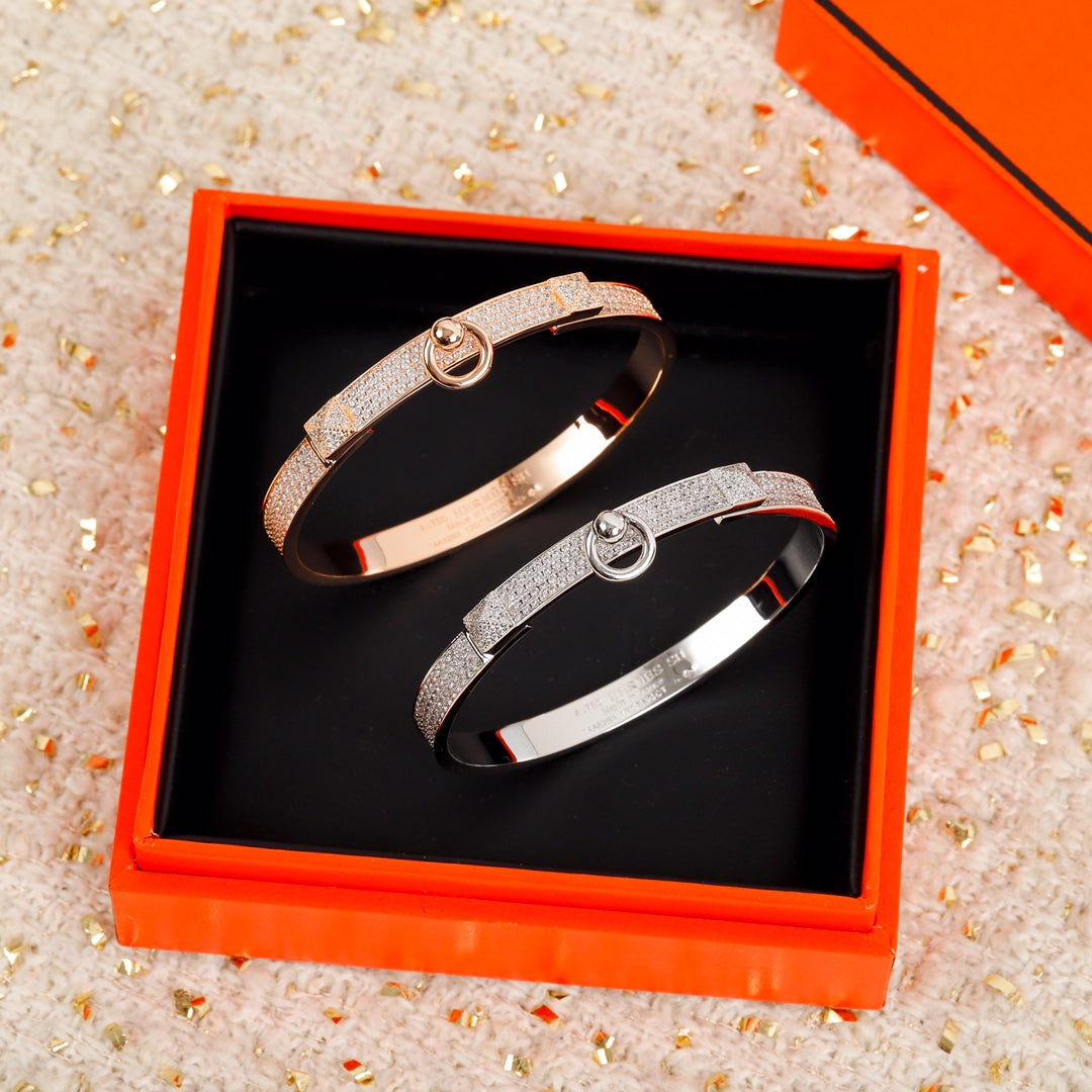 Hermes Collier De Chien Diamond Bracelet - 18K White Gold
