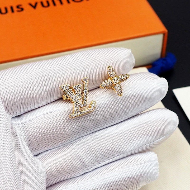 Louis Vuitton Iconic Tresor Earrings - 18K Yellow Gold