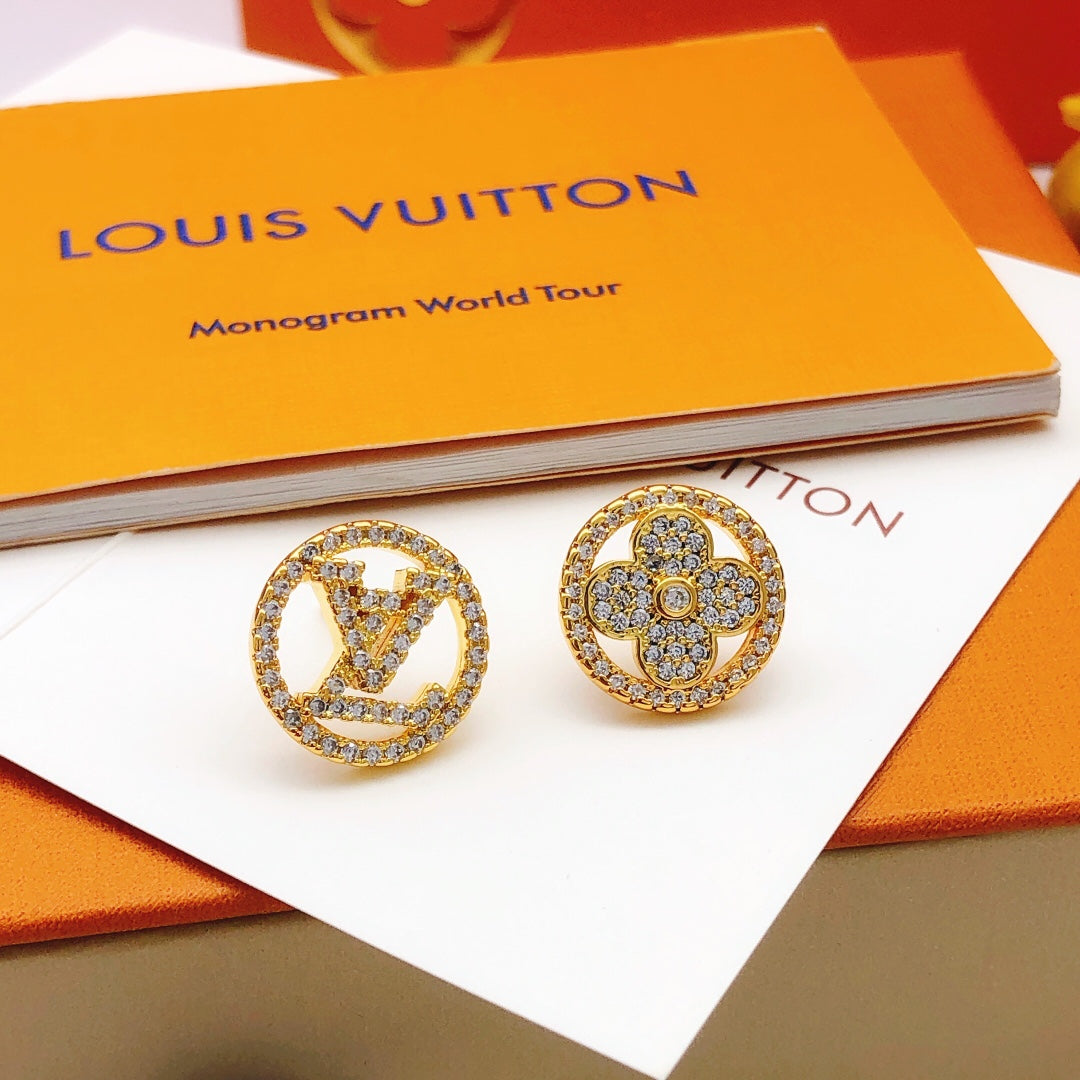 Louis Vuitton Blossom Diamond Earrings - 18K Gold