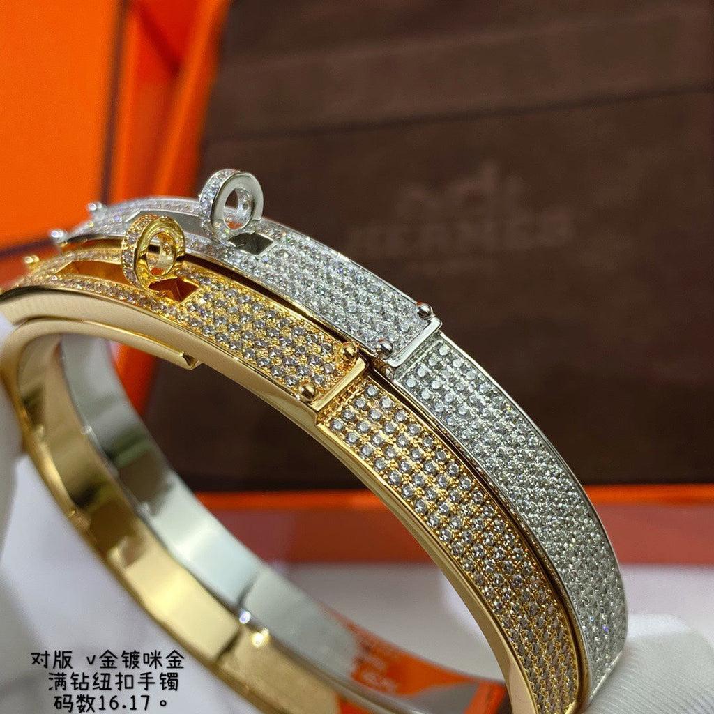 Hermes Kelly Moissanite Bracelet - 18K Yellow Gold