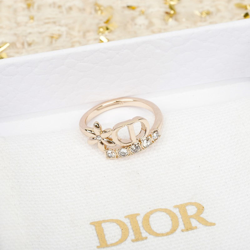 Dior Diamond Ring - 18K Yellow Gold