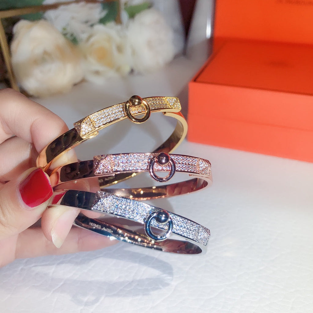 Hermes Collier De Chien Diamond Bracelet - 18K Gold