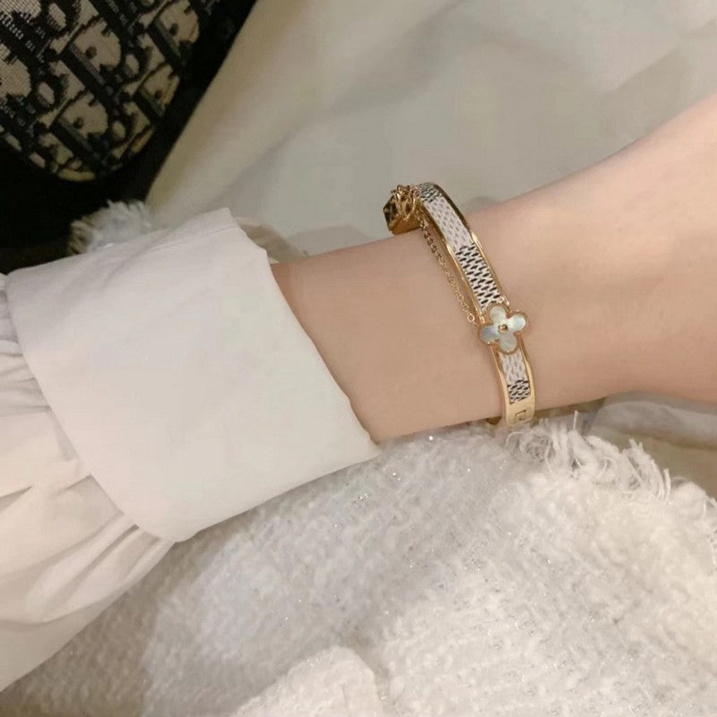 Louis Vuitton Blooming Bracelet