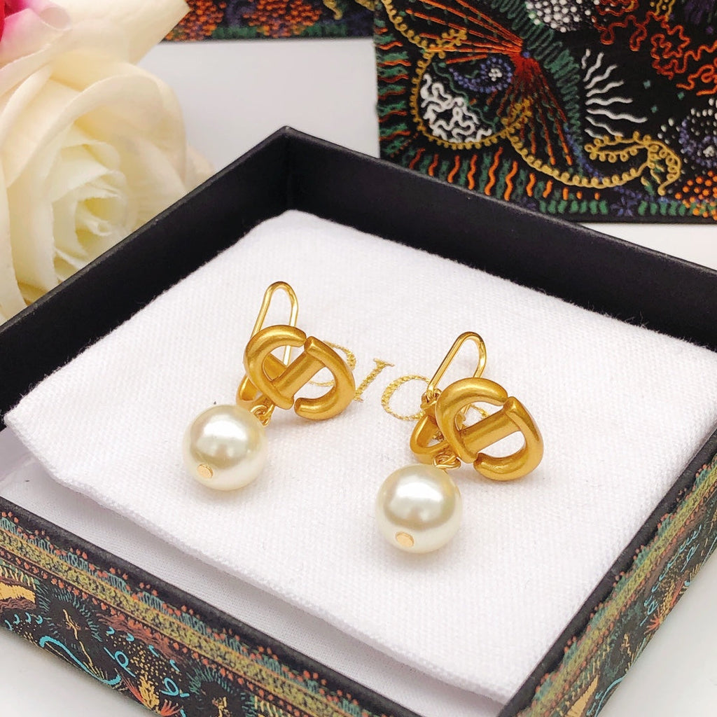 Dior Tribales Pearl Earrings