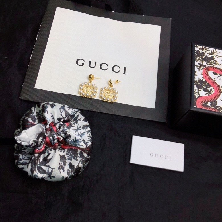 Gucci Double G Square Pearl Earrings - 18K Yellow Gold