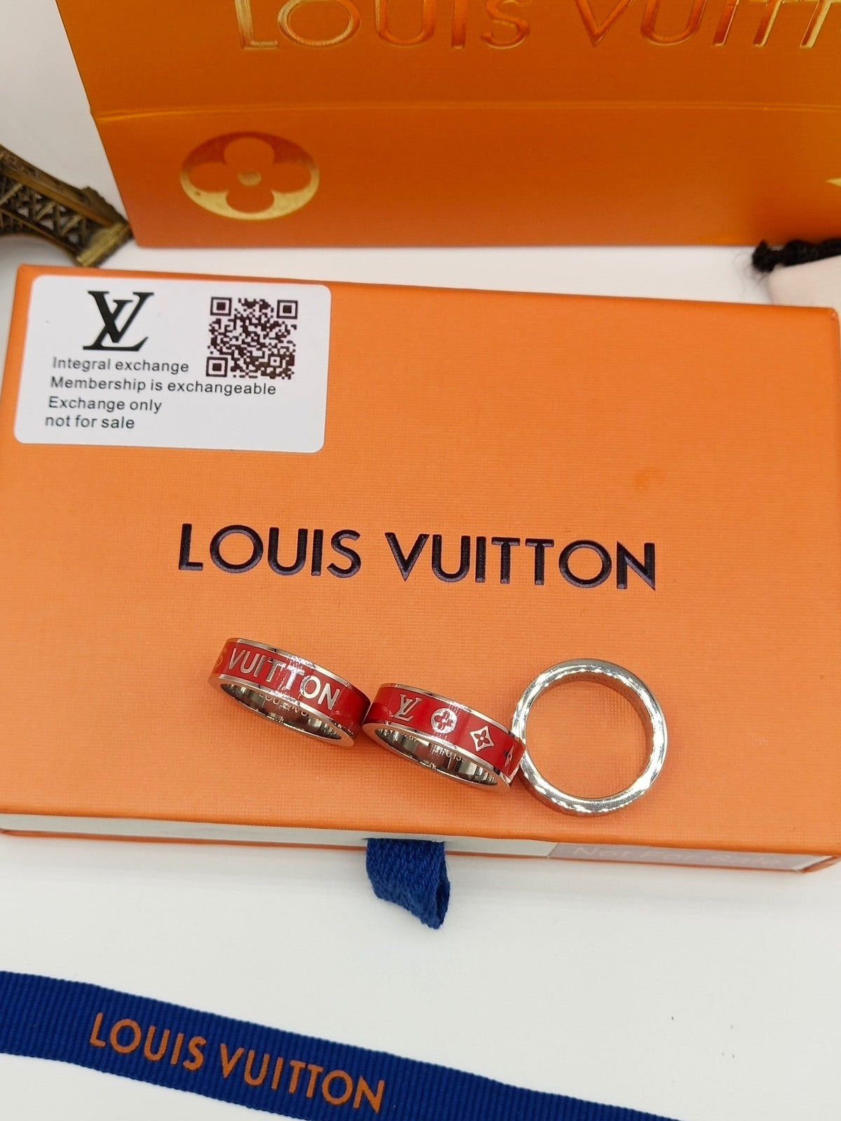 Louis Vuitton Red Ring - 18K White Gold