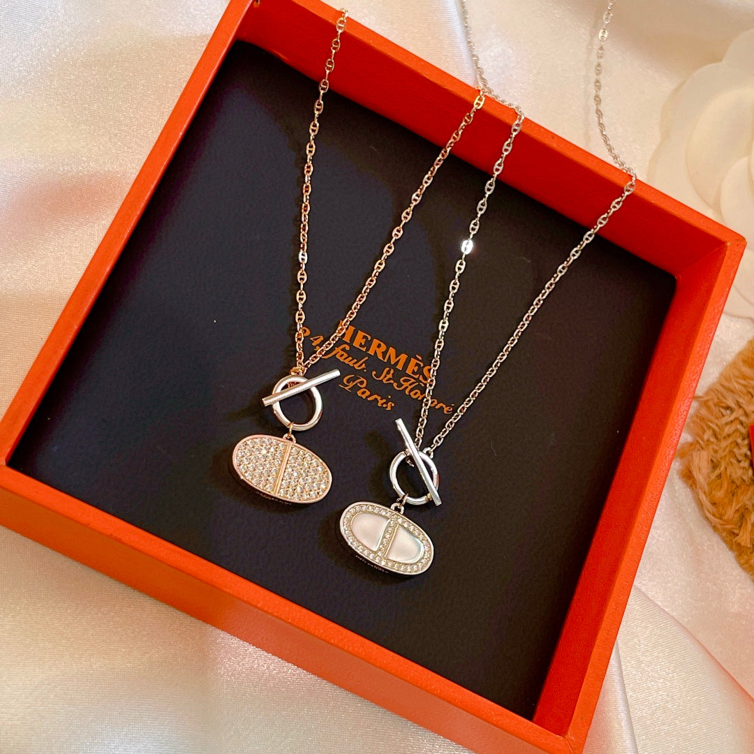 Hermes Chaine D'ancre Contour Pendant Necklace