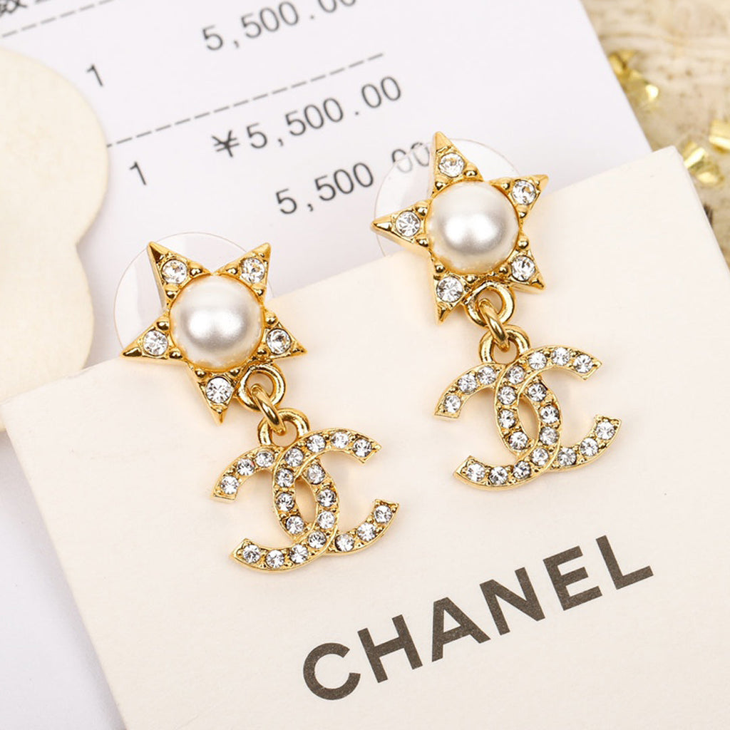 Chanel Star Crystal Earrings - 18K Yellow Gold