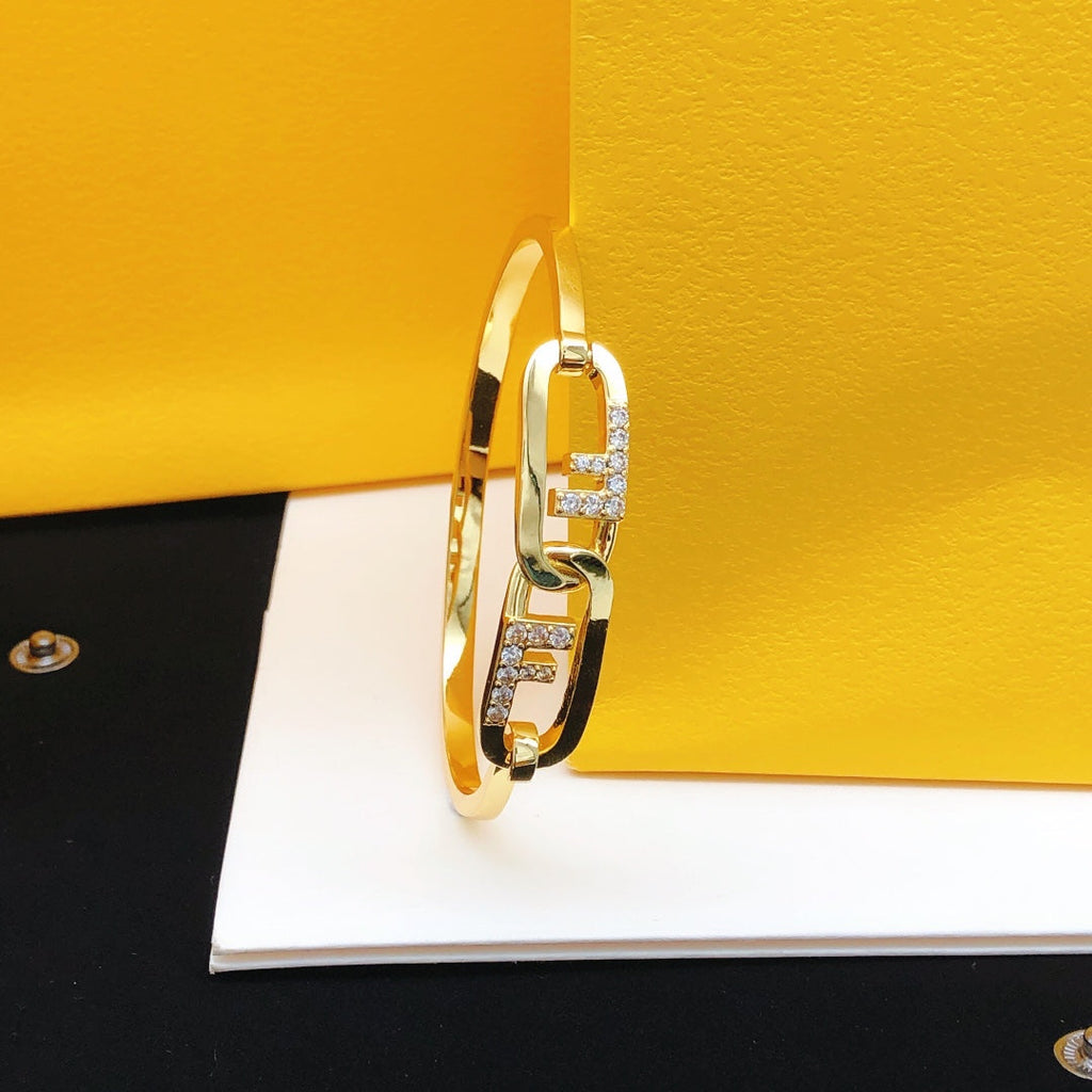 Fendi Vintage Bracelet - 18K Gold