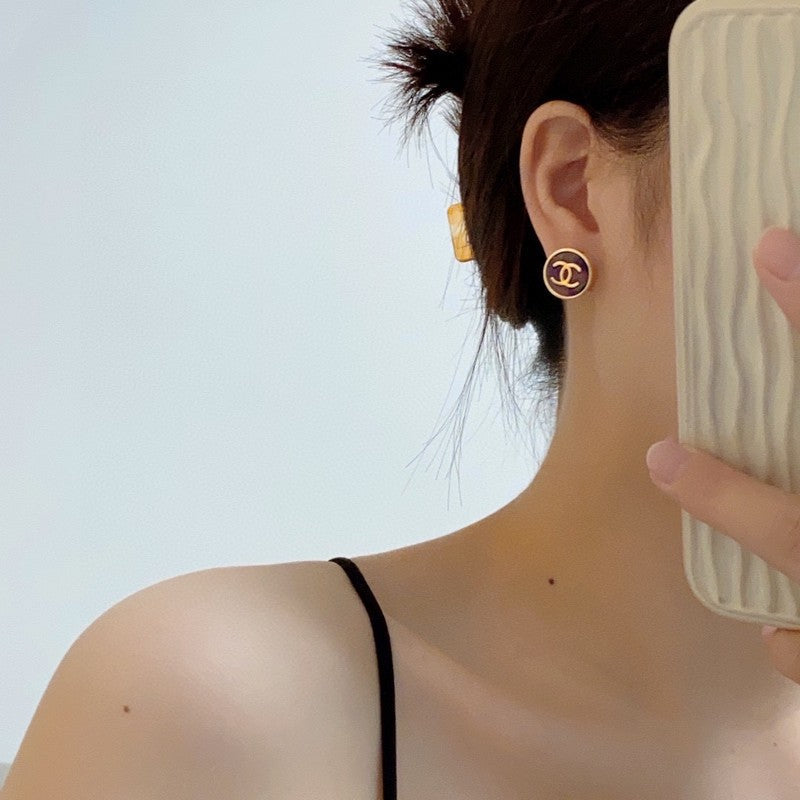 Chanel Colorful Round Earrings - 18K Yellow Gold