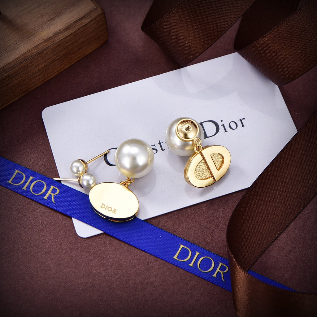 Dior Tribales Pearl Earrings