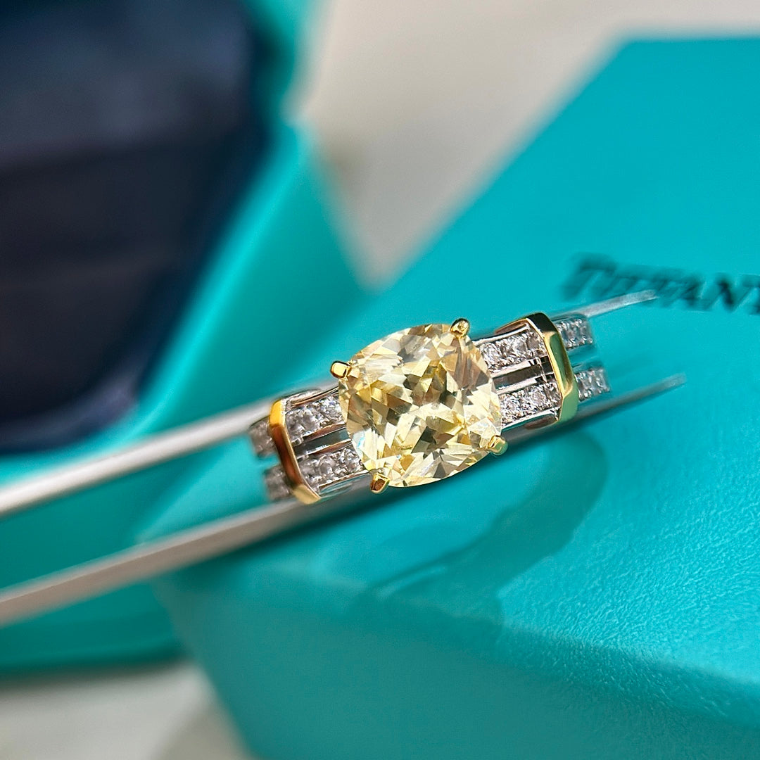 Tiffany Schlumberger Stone Ring - 18K Yellow Gold