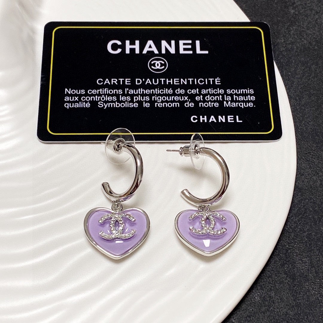Chanel Purple Heart Earrings - 18K Yellow Gold