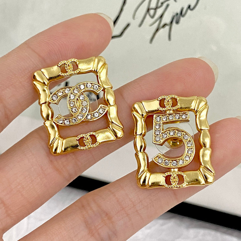 Chanel No.5 Square Diamond Earrings - 18K Yellow Gold