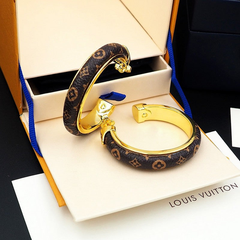 Louis Vuitton Signature Earrings - 18K Yellow Gold
