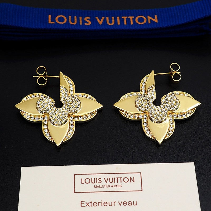 Louis Vuitton Medaillon Earrings