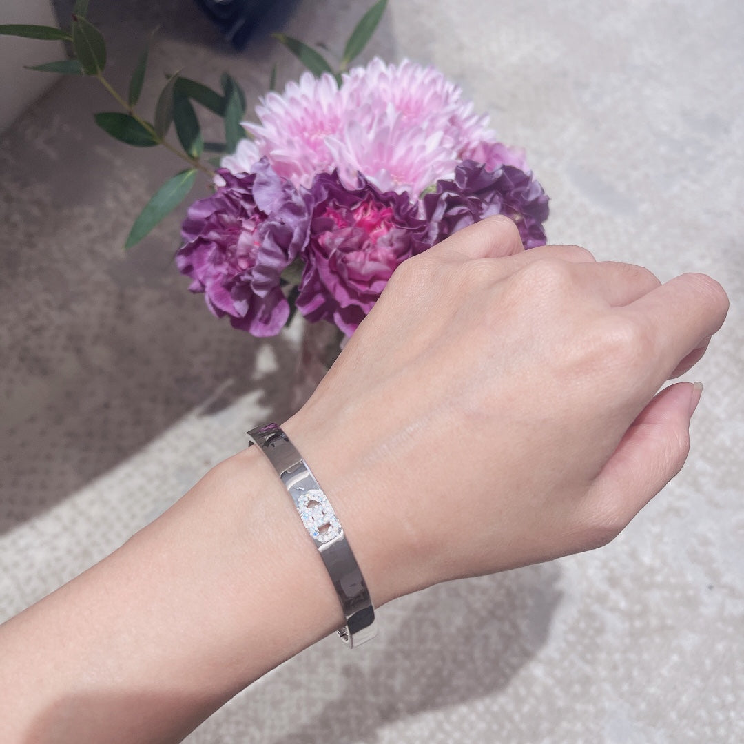Hermes Diamond Bracelet - 18K Gold