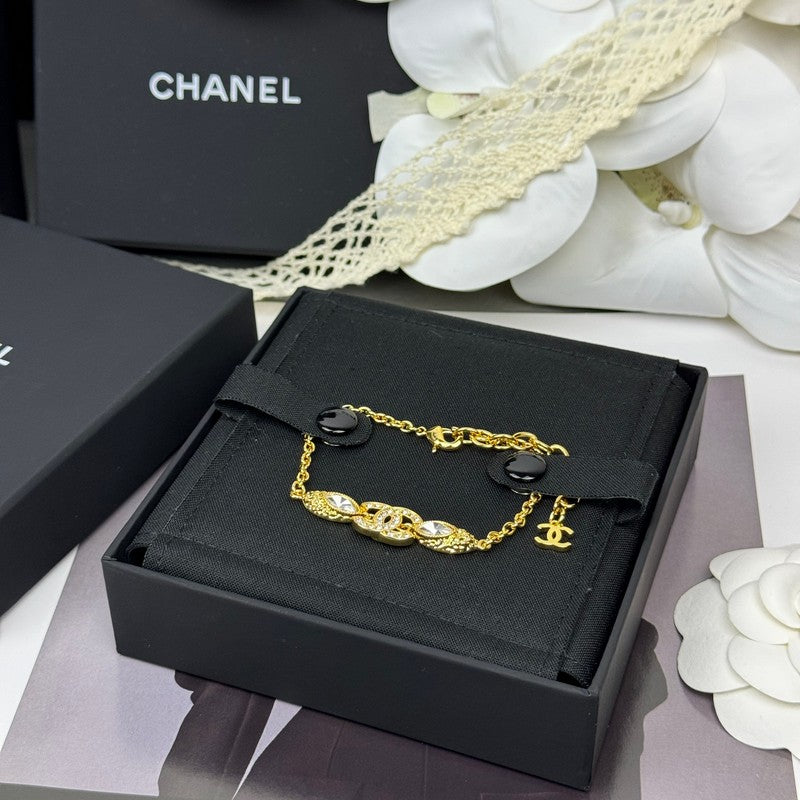 Chanel 26C Diamond Gold Bracelet