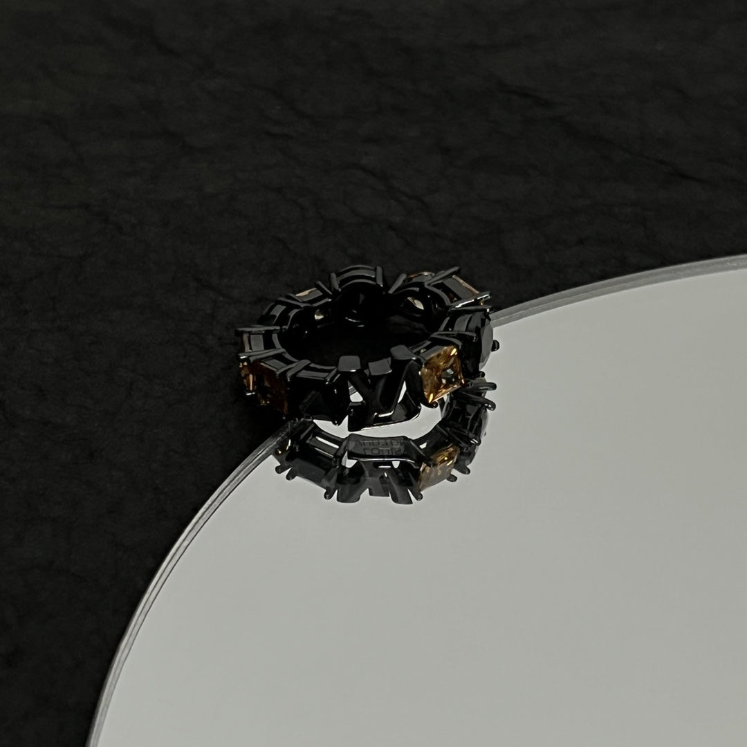 Louis Vuitton Light Crystal Ring - 18K White Gold