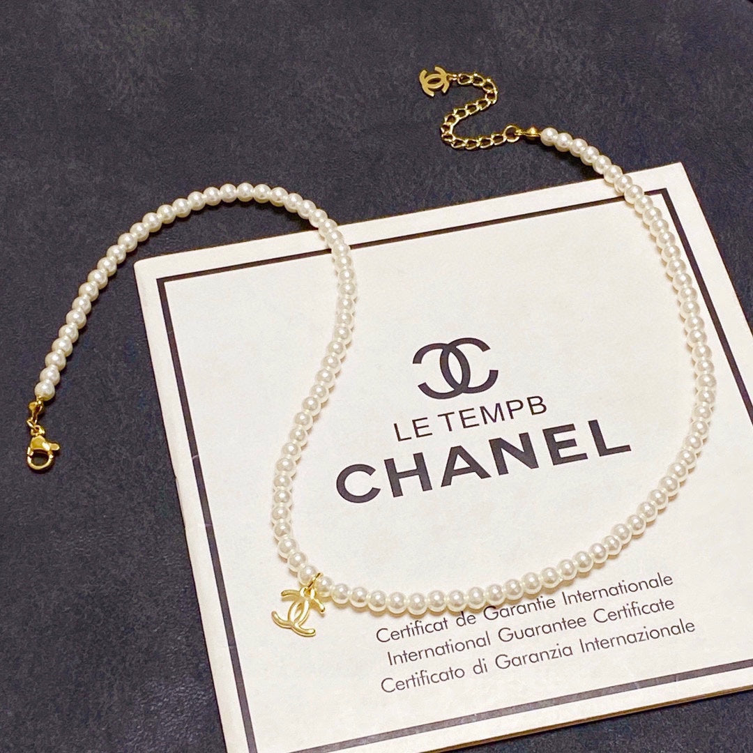 Chanel Pearls Choker Necklace