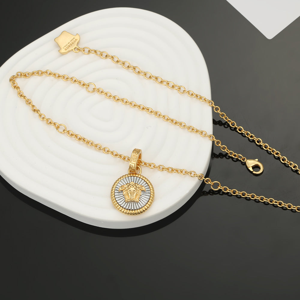 Classic Necklace