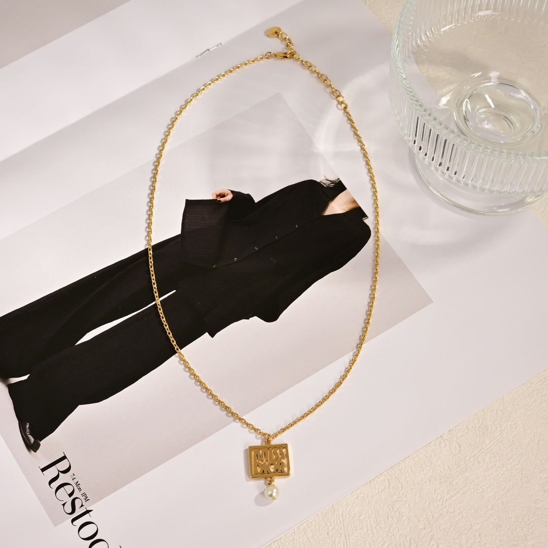 Dior Miss Necklace